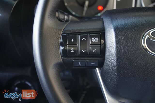 2020 TOYOTA HILUX SR DUAL CAB GUN126R UTILITY