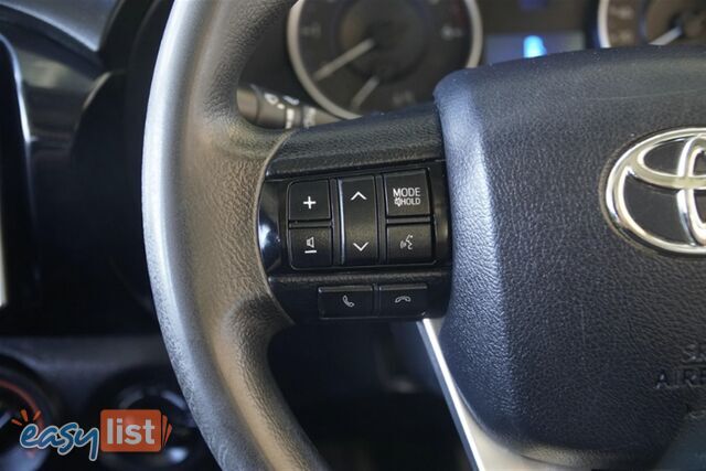 2017 TOYOTA HILUX SR DUAL CAB GUN126R CAB CHASSIS