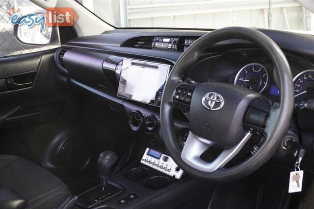 2018 TOYOTA HILUX SR EXTENDED CAB GUN126R CAB CHASSIS