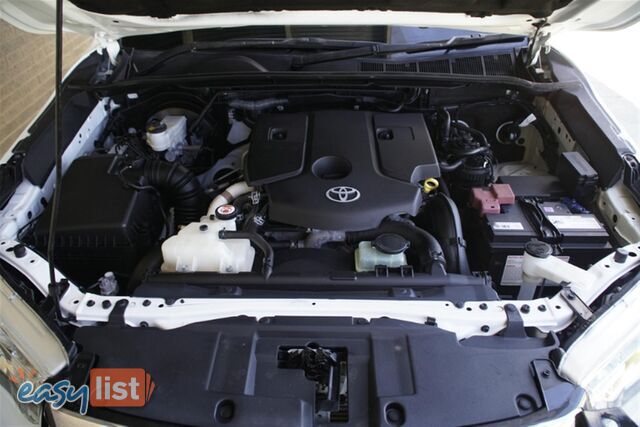 2018 TOYOTA HILUX SR DUAL CAB GUN126R UTILITY