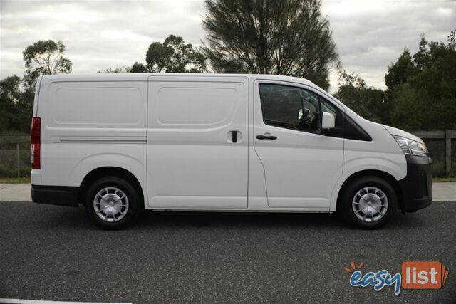 2021 TOYOTA HIACE LONG WHEELBASE GDH300R VAN