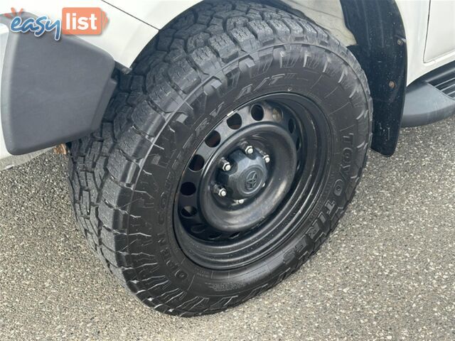 2017 TOYOTA HILUX SR DUAL CAB GUN126R CAB CHASSIS