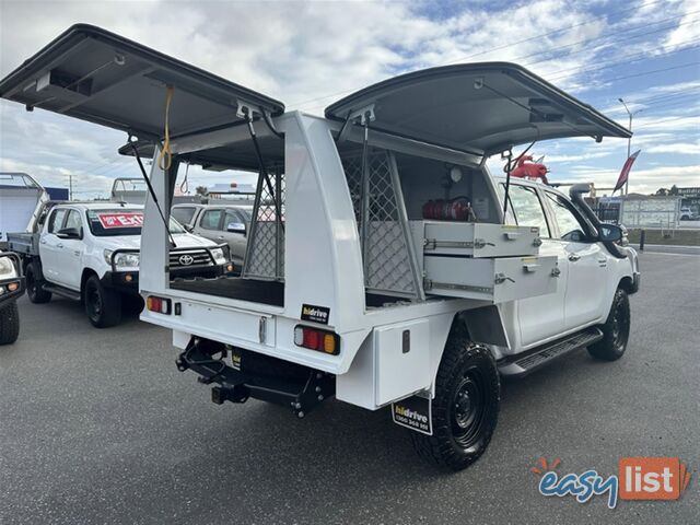 2017 TOYOTA HILUX SR DUAL CAB GUN126R CAB CHASSIS