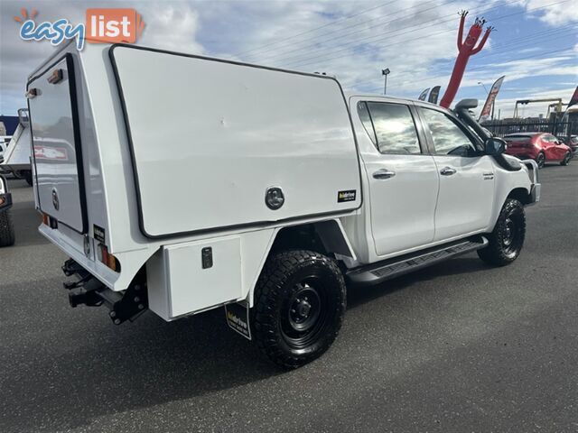 2017 TOYOTA HILUX SR DUAL CAB GUN126R CAB CHASSIS
