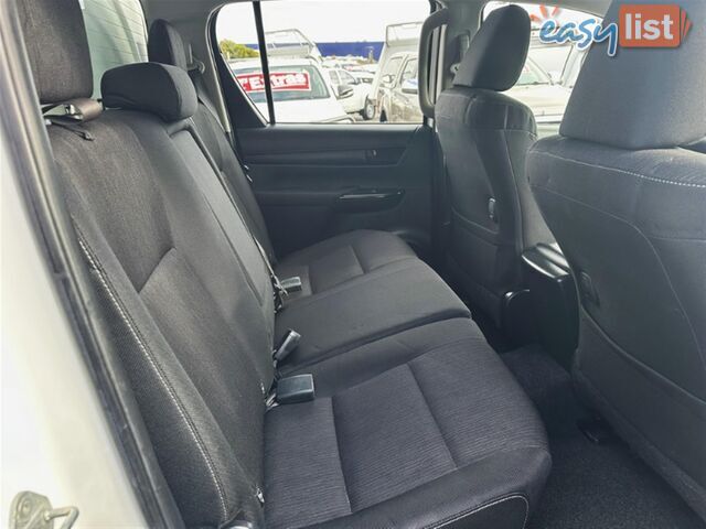 2017 TOYOTA HILUX SR DUAL CAB GUN126R CAB CHASSIS