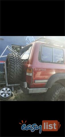1992 TOYOTA LANDCRUISER GXL (4X4)  SUV, 4 DOORS, 8 SEATS