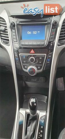2014 HYUNDAI I30 SE GD MY14 HATCH, 5 DOORS, 5 SEATS