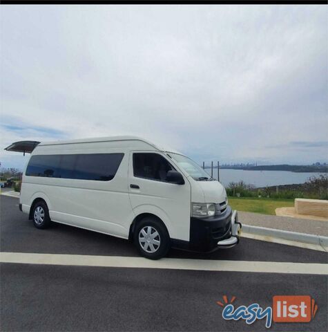 2009 TOYOTA HIACE COMMUTER TRH223R MY07 UPGRADE PEOPLE MOVER, 3 DOORS, 14 SEATS