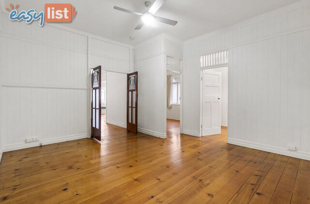 REMOVAL HOME - WINDSOR GARDENS 