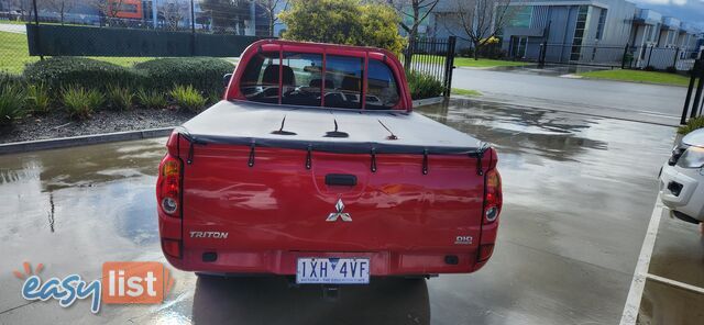 2014 Mitsubishi Triton MN GLX 4x4 Ute Manual