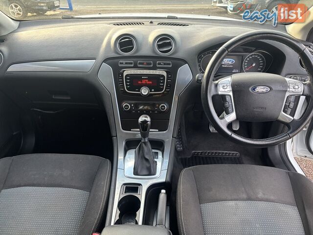2010 FORD MONDEO ZETEC  HATCH