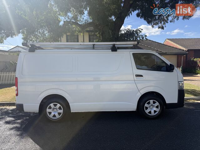 2018 Toyota Hiace TRH201R MY16 LWB Van Automatic