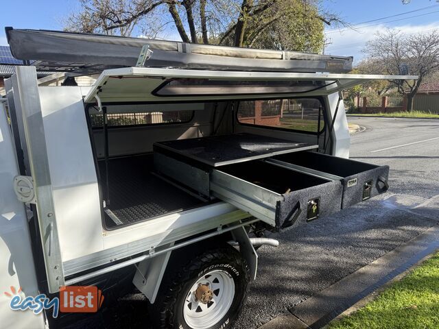 2008 Nissan Patrol GU MY08 DX (4x4) TRAY TOP STEEL BOX Ute Manual