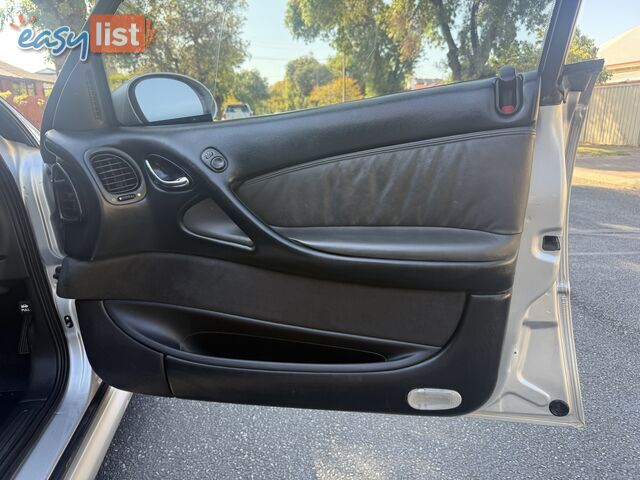 2002 Holden Calais VXII Holden By Design V8 Sedan Automatic