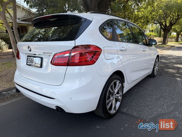 2015 BMW 2 Series F45 25i ACTIVE TOURER SPORT LINE Hatchback Automatic