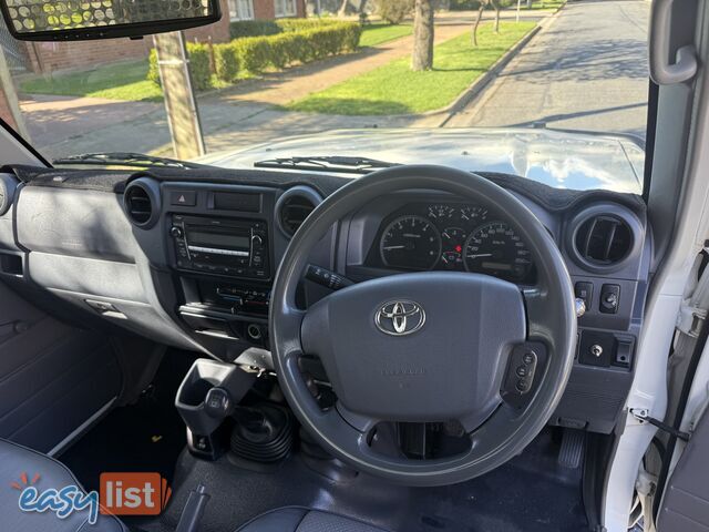 2012 Toyota Landcruiser VDJ79R MY12 UPDATE WORKMATE (4x4) Ute Manual