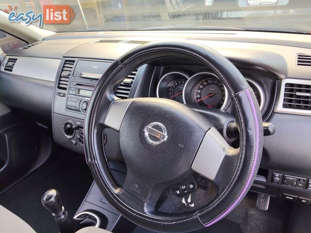 2006 Nissan Tiida ST Sedan Manual