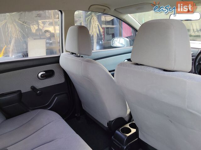 2006 Nissan Tiida ST Sedan Manual