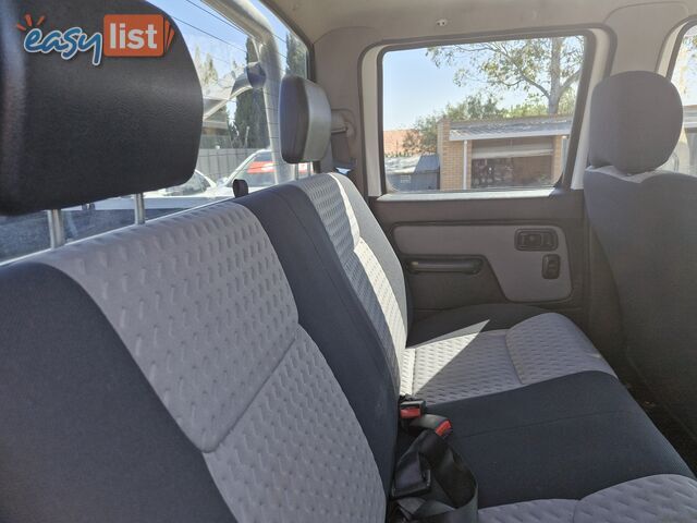 2012 Nissan Navara D22 ST-R 4X4 Ute Manual