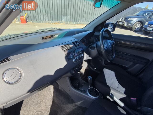 2005 Suzuki Swift VVT Hatchback Automatic