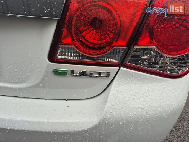 2014 Holden Cruze JH SERIES II EQUIPE Sedan Automatic