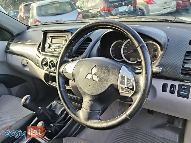2013 Mitsubishi Triton GLX R 4X4 Ute Automatic