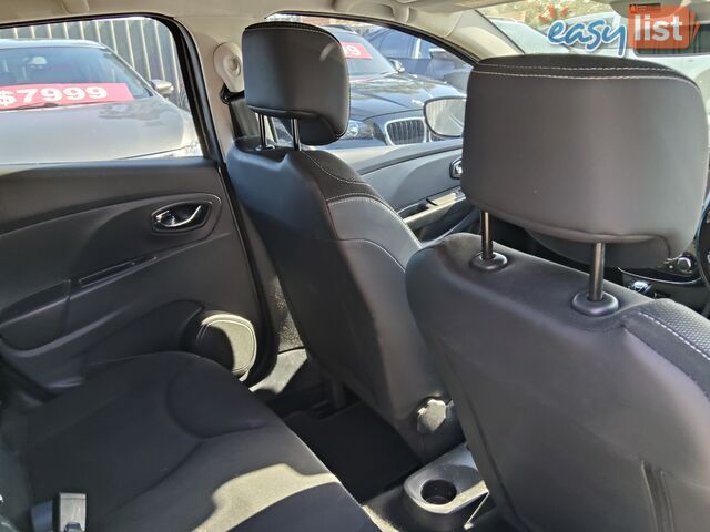 2014 Renault Clio EXPRESSION Hatchback Automatic