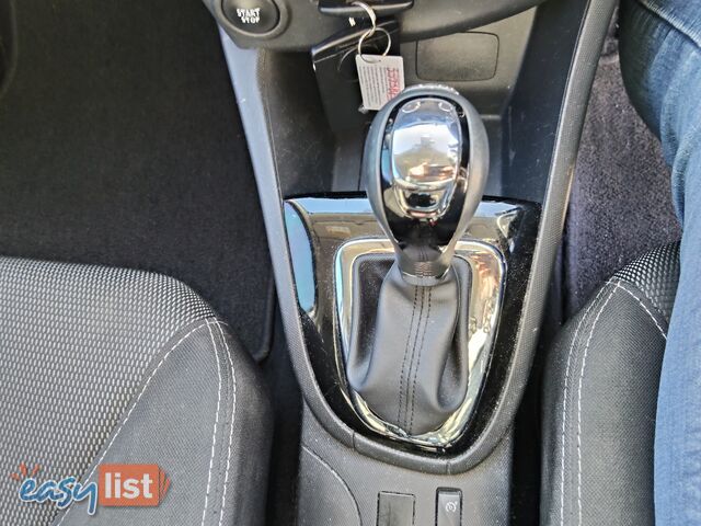 2014 Renault Clio EXPRESSION Hatchback Automatic