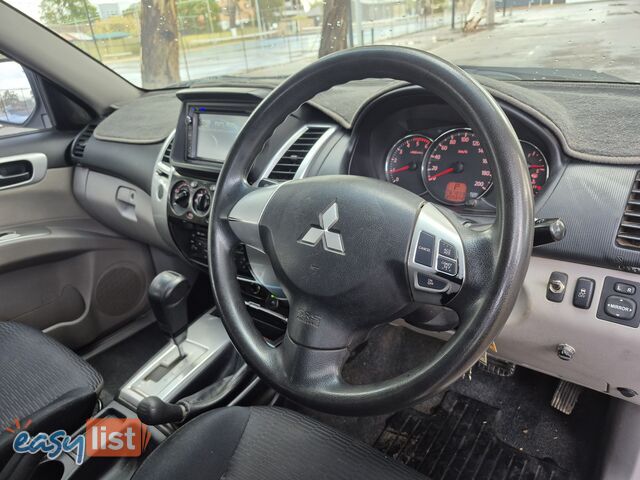 2012 Mitsubishi Challenger PB CHALLENGER 4X4 Wagon Automatic