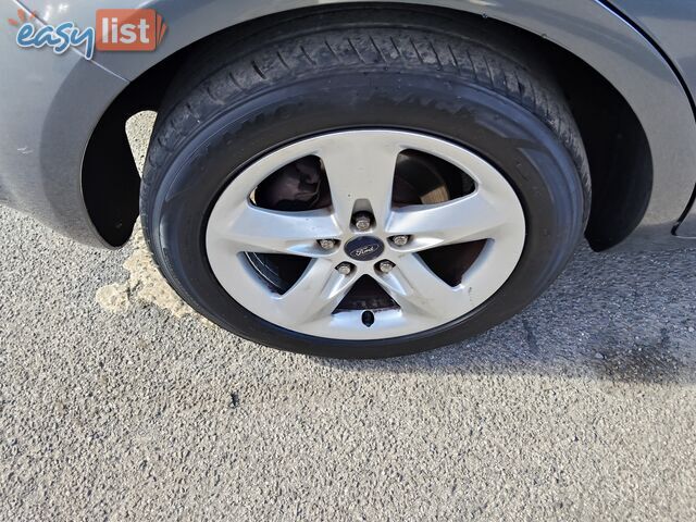 2010 Ford Focus LX Hatchback Automatic