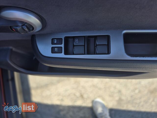 2011 Nissan Tiida ST Sedan Automatic