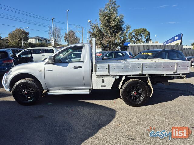 2011 Mitsubishi Triton MN MY11 GLX Ute Manual