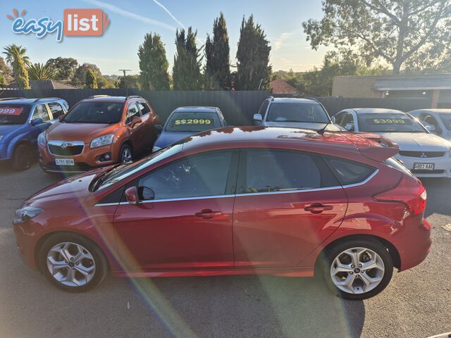 2013 Ford Focus LW SPORT Hatchback Manual