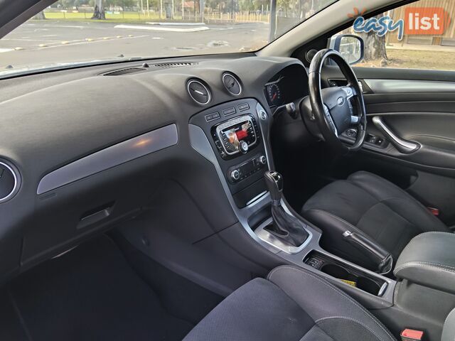 2015 Ford Mondeo MC TITANIUM Hatchback Automatic