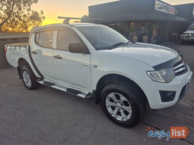 2011 Mitsubishi Triton MN GLX Ute Manual