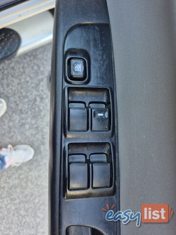 2011 Mitsubishi Triton MN GLX Ute Manual