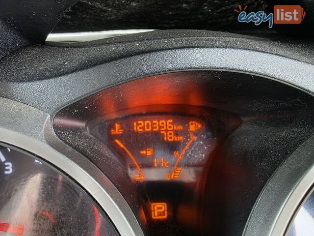 2013 Nissan Juke ST Hatchback Automatic