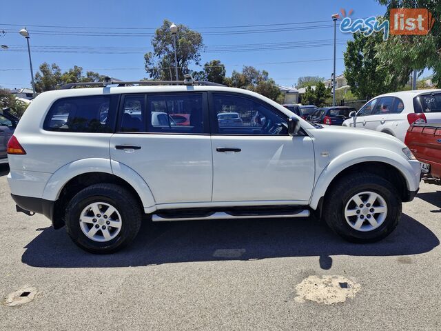 2011 Mitsubishi Challenger PB GLX 4X4 Wagon Manual