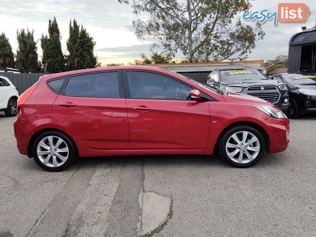 2013 Hyundai Accent ELITE Hatchback Manual