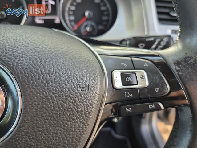 2014 Volkswagen Golf VII 90TSICOMFORTLINE Hatchback Automatic
