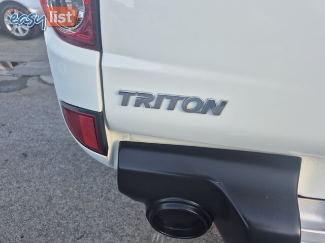 2012 Mitsubishi Triton GLX 4X4 Ute Manual