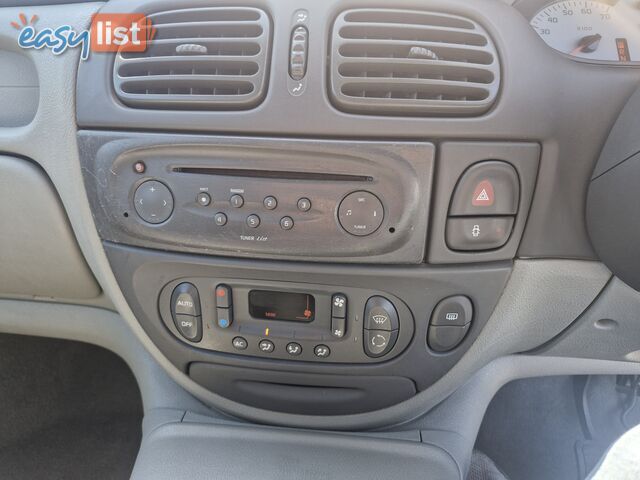 2004 Renault Scenic J64 DYNAMIQUE Hatchback Automatic