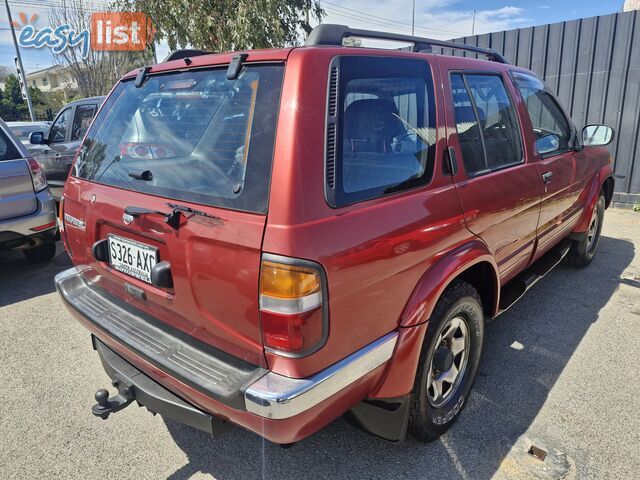 1996 Nissan Pathfinder 4X4 4X4 STI Wagon Automatic