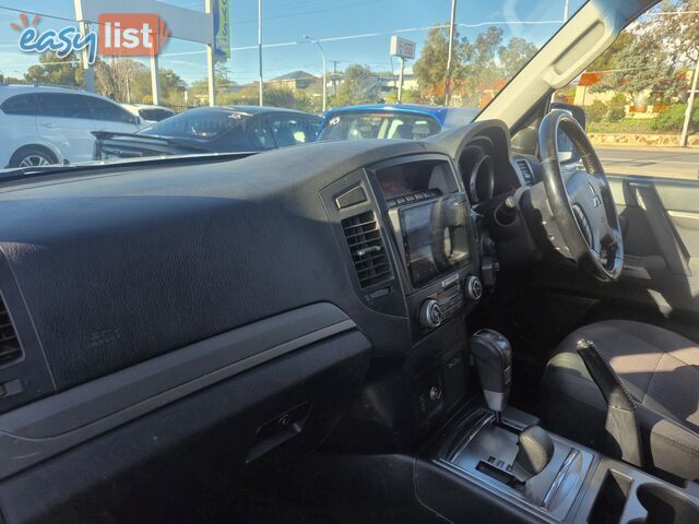 2012 Mitsubishi Pajero PLATINUM 4X4 Wagon Automatic