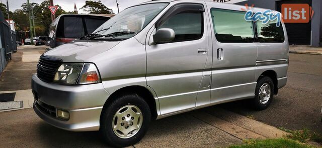 2001 TOYOTA GRAND HIACE (NO BADGE)  -