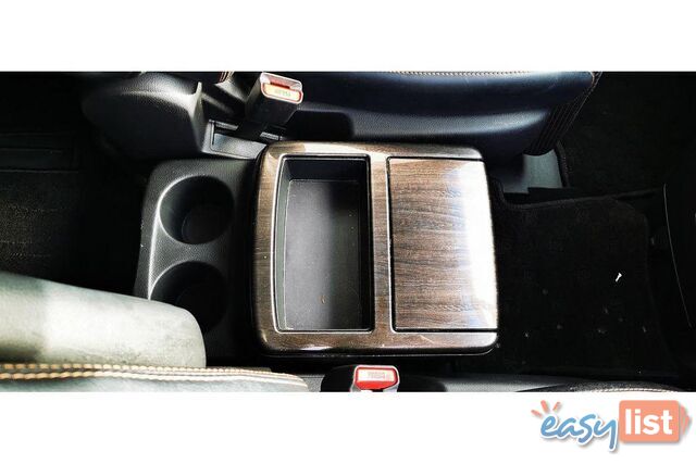 2011 NISSAN ELGRAND   OTHERCAR