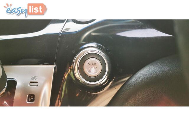 2011 NISSAN ELGRAND   OTHERCAR