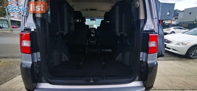 2009 MITSUBISHI DELICA D:5  -