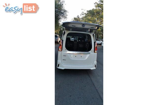2018 NISSAN SERENA   WAGON