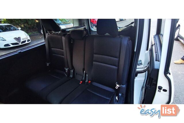 2018 NISSAN SERENA   WAGON